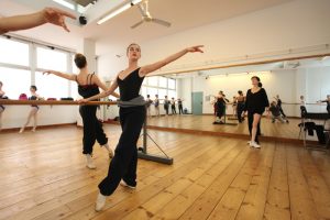 Danza classica nelle sale di Movimento Danza